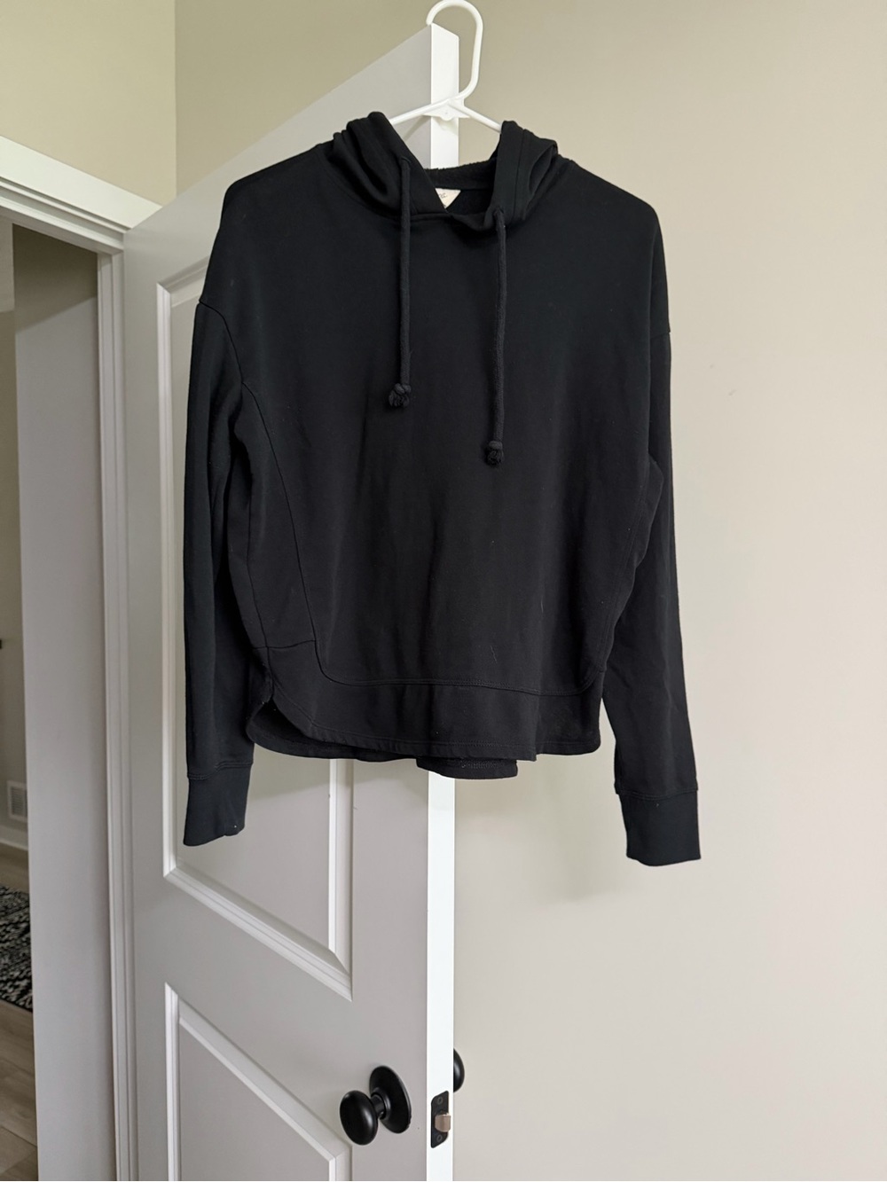 Universal Thread Black Women's Hoodie with Drawstring